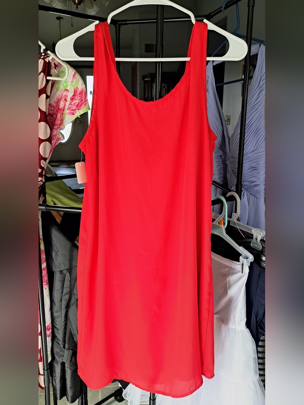 Red Sleeveless Shift Dress